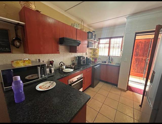 2 BEDROOM APARTMENT FOR SALE IN THE REEDS